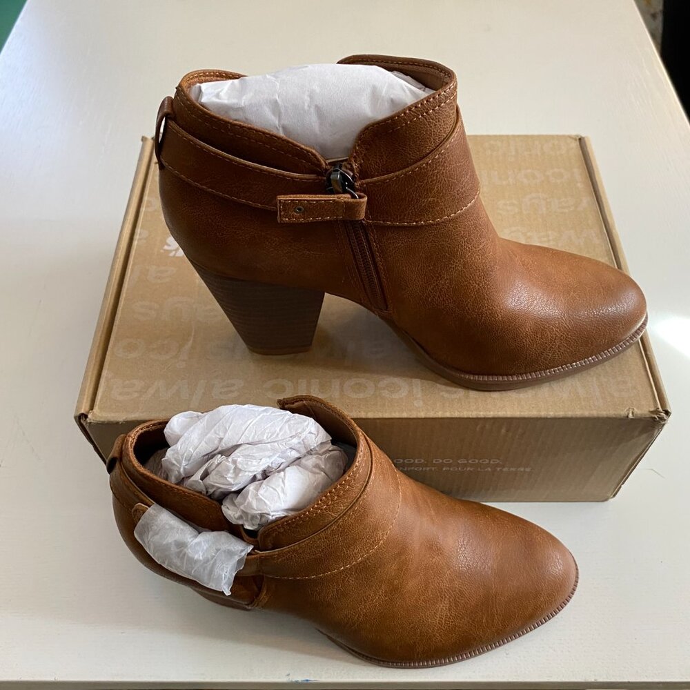 NEW NIB Dr. Scholl's Kickstart Honey Brown Women's Bootie 7.5